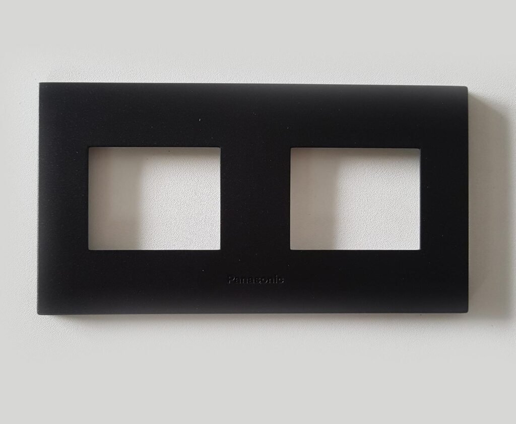 panasonic style e frame 2 gang 4 device besar hitam